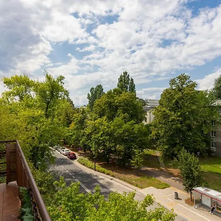 Cozy Studio With Bath Bielany By Renters Apartament *